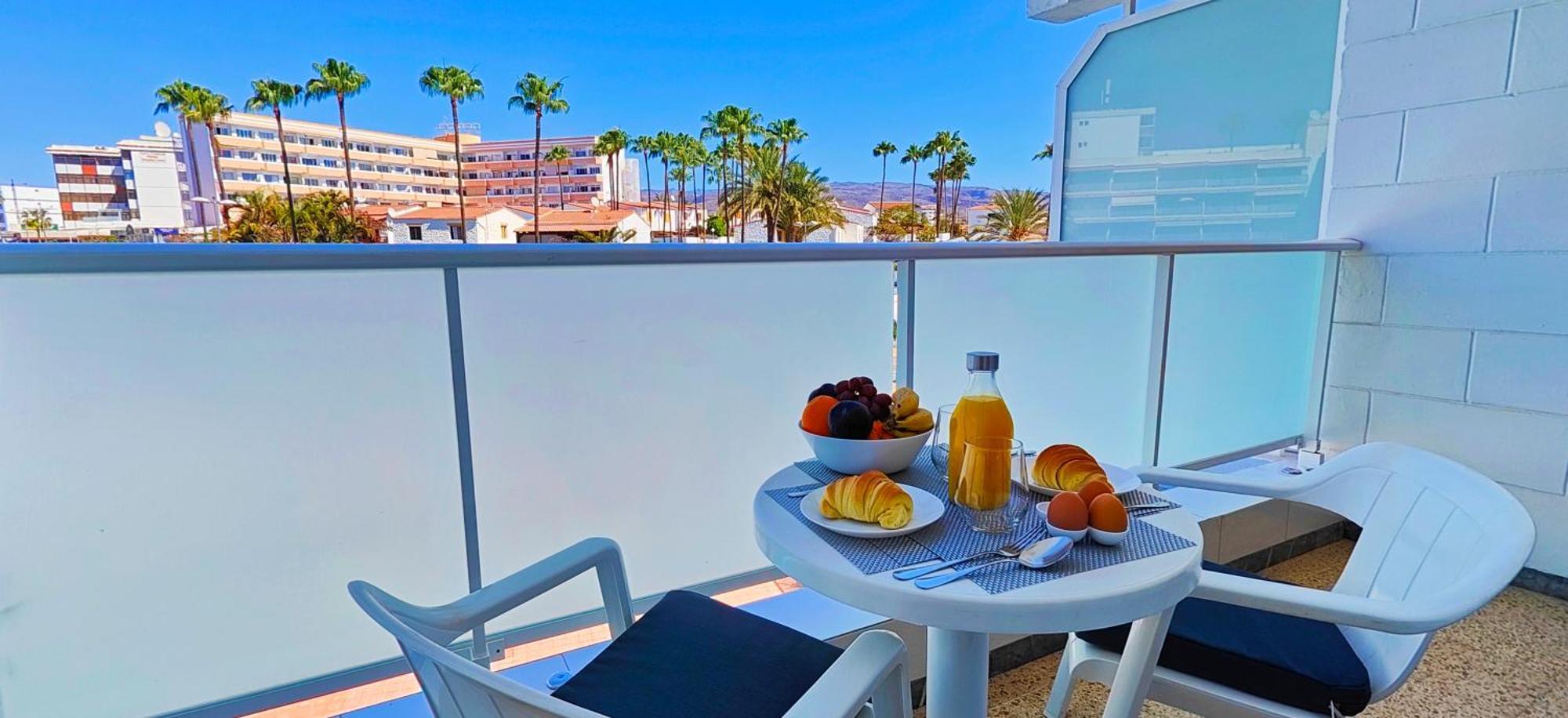Apartment In The Heart Of Playa Del Ingles San Bartolomé Exterior photo